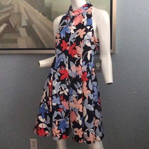 NWT Vince Camuto Amazing Floral dress, Size :14